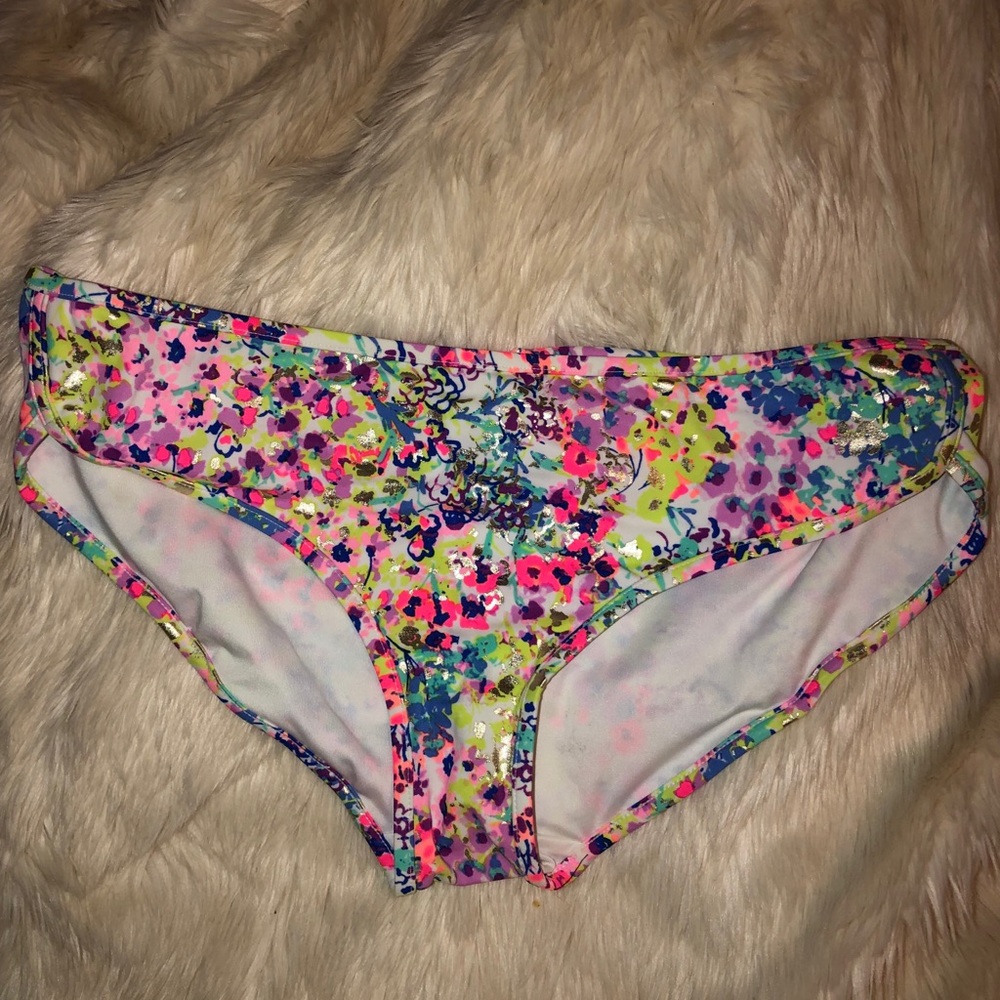 (SOLD) Bikini Bottoms Victoria’s Secret Confetti